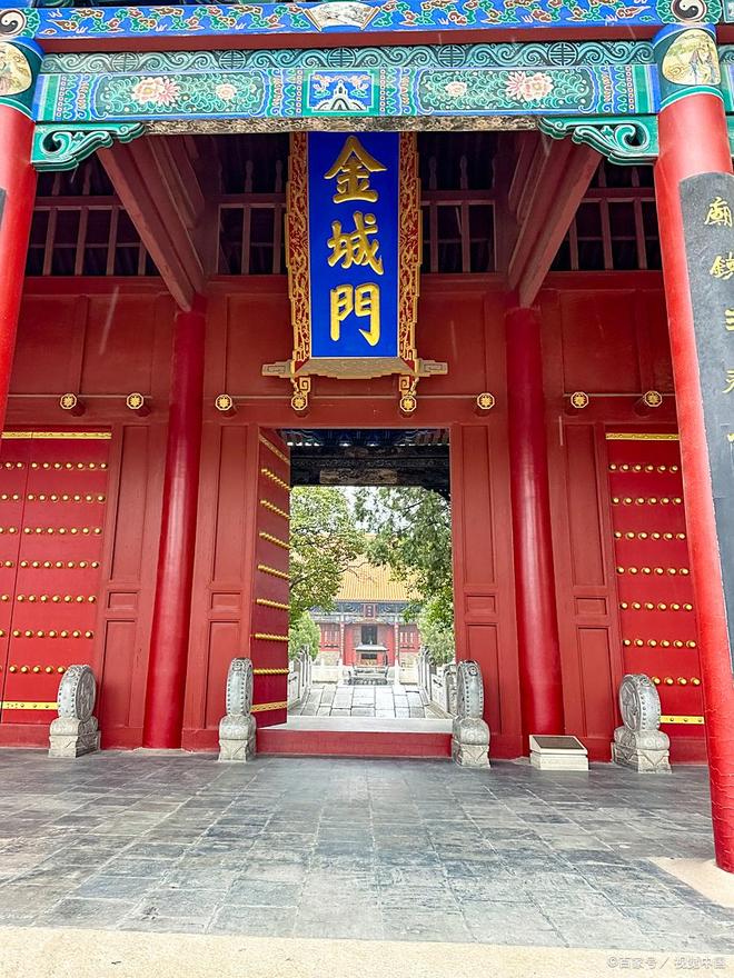 孔庙景点真好看值得一去！里面古建筑超赞赶紧来看看吧！